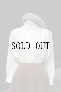 ”ORIOLE” 無地 白 長袖 ブラウス 丸襟 くま[20590]