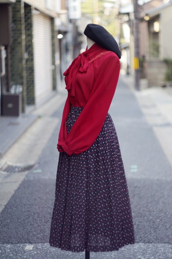 画像5: エスニック 花柄 黒×赤  スカート プリーツ/ｗ61cm[14292]