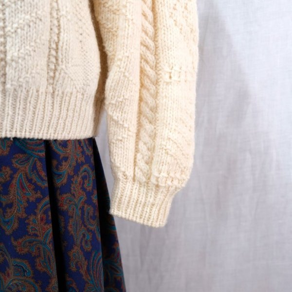 画像15: オフホワイト ニット ケーブル編み[12346]