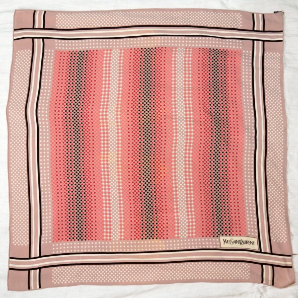 画像1: "Yves Saint Laurent イヴサンローラン" ピンク系 ドット シルク スカーフ 78cm×78cm[20080]
