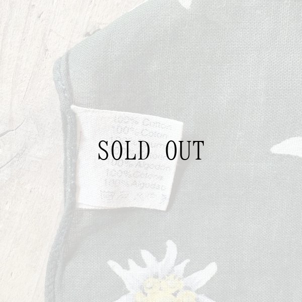 画像6: インポート グリーン 花柄 コットン スカーフ 50cm×50cm[19941]