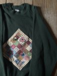 画像2: "FRUIT OF THE LOOM" US製 パッチワークとボタン ディープグリーン スウェット トップス[20270] (2)