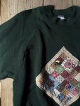 画像4: "FRUIT OF THE LOOM" US製 パッチワークとボタン ディープグリーン スウェット トップス[20270] (4)