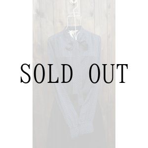 画像: ドット柄 ネイビー 長袖 ブラウス ボウタイカラー[15852]