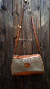 画像: “Dooney&Bourke” ブラウン系 ショルダーバッグ [61331]