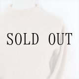 画像: 無地 ベージュ カシミヤ ニット セーター ハイネック  [16557]