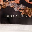 画像5: "LAURA ASHLEY" 花柄 黒系 シルク100% スカーフ 88cm四方 [18217]