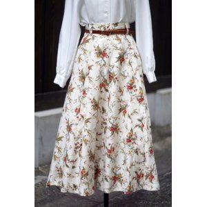画像: 花柄 白系 フレア スカート w/68cm[18506]