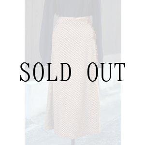 画像: "Kaneko Isao" チェック柄 ブラウン系 ウール キルトスカート w65cm[19469]