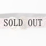 画像: フルーツ柄 赤紫×白 ゴールド 金具 アンティークベルト[19625]