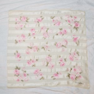 画像: "Christian Dior" 花柄 シルク スカーフ 88cm×88cm[19768]