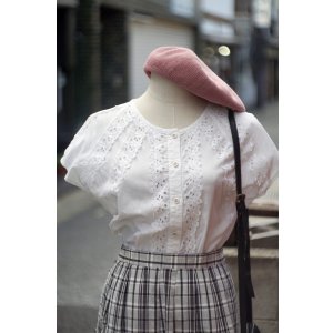 画像: "Hana Shirakaba" 白 半袖 コットンリネン ブラウス ノーカラー レース[19994]
