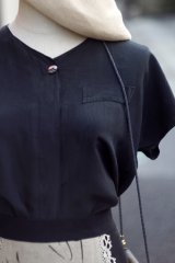 画像: ”VALERIE STEVENS” 黒  シルク半袖 ブラウス  ノーカラー[20025]