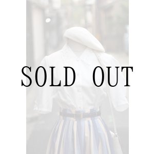 画像: "蒼い妖精" 無地 白 半袖 ブラウス レギュラーカラー カッティングレース パフスリーブ  [20033]