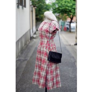 画像: "Le Lionceau" ピンク系 タータンチェック柄  コットン フレンチスリーブ  レトロワンピース ノーカラー 腰リボン [20207]
