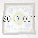 画像: ネイビー グリーン系 シルク 馬と風景柄 スカーフ  88cm×88cm[20289]