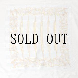 画像: グレー系 シルク ベルトと装飾柄 スカーフ  90cm×90cm[20290]