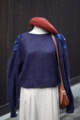 画像: ”Soohia Pappas” イタリア製 ネイビー モヘア混 無地  お花 ニット ボートネック[20448]