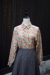 画像: "Durant" 総柄 マルチカラー 長袖 ブラウス レギュラーカラー 丸襟 比翼[20442]