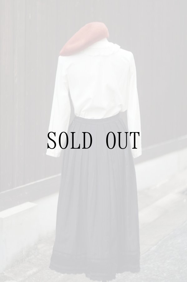 画像10: 黒 無地 チロル スカート フレア お花 刺繍 ベロア素材  w65cm[20464]