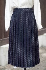 画像: "Burberrys" 黒系  幾何学模様 スカート プリーツ w65cm[20466]