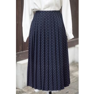 画像: "Burberrys" 黒系  幾何学模様 スカート プリーツ w65cm[20466]