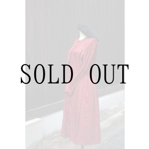 画像: "BEBE DORE"  赤系 花柄 長袖 レトロワンピース ノーカラー 比翼風[20469]