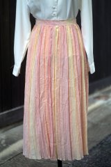 画像: ”C&A"  コットン混 ピンク×イエロー フレア スカート グラデーション プリーツ w684cm[20486]