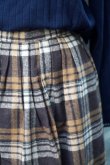画像2: "yellow club" タータンチェック柄  ブラウン系 スカート フレア w65cm[20494]