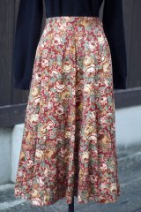 画像: ”LE FLUY” コットン 花柄 赤 スカート フレア  w65cm[20502]