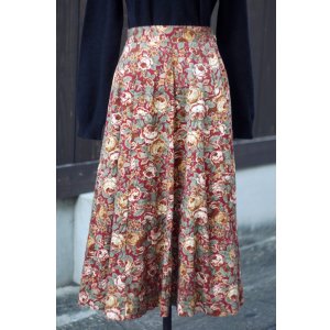 画像: ”LE FLUY” コットン 花柄 赤 スカート フレア  w65cm[20502]