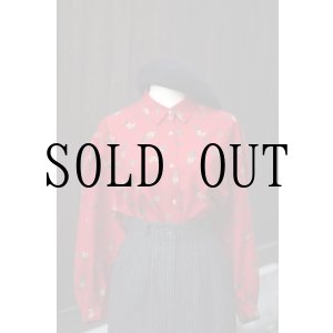 画像: "VELLEJU" 総柄 赤 長袖 ブラウス レギュラーカラー ロンドン兵[20499]