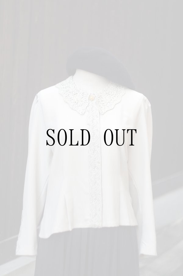 画像10: "Hana no blouse" 無地 グレー系 長袖 ブラウス 比翼 レース襟[20519]