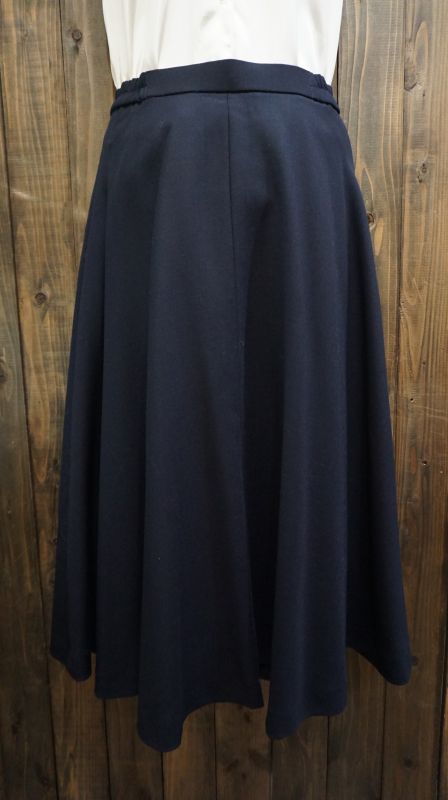 画像1: 無地 黒 スカート フレア/w66cm[42020]