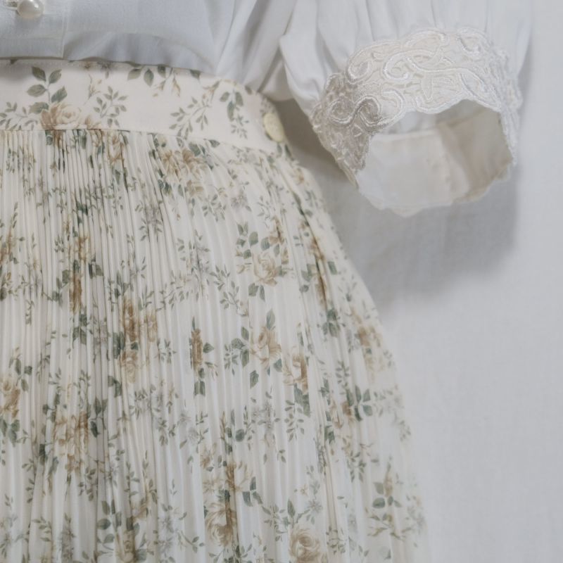 画像1: 花柄 白×グリーン系 スカート プリーツ/w63-69cm[42109]