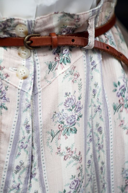 画像: 花柄 ピンク系 スカート フレア [17016]