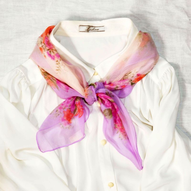 画像: 花柄 ピンク系 シルク スカーフ73cm×73cm[17224]
