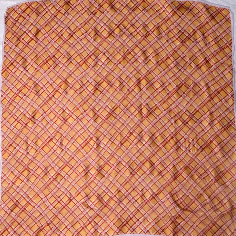 画像1: チェック柄 オレンジ×赤系 シルク100% スカーフ 88cm四方 [18220]