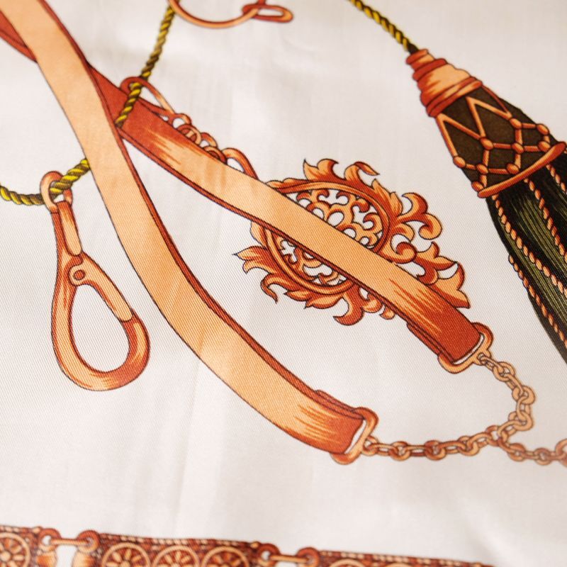 画像3: 装飾模様 ブラウン×白系 ポリエステル スカーフ 87cm四方 [18213]