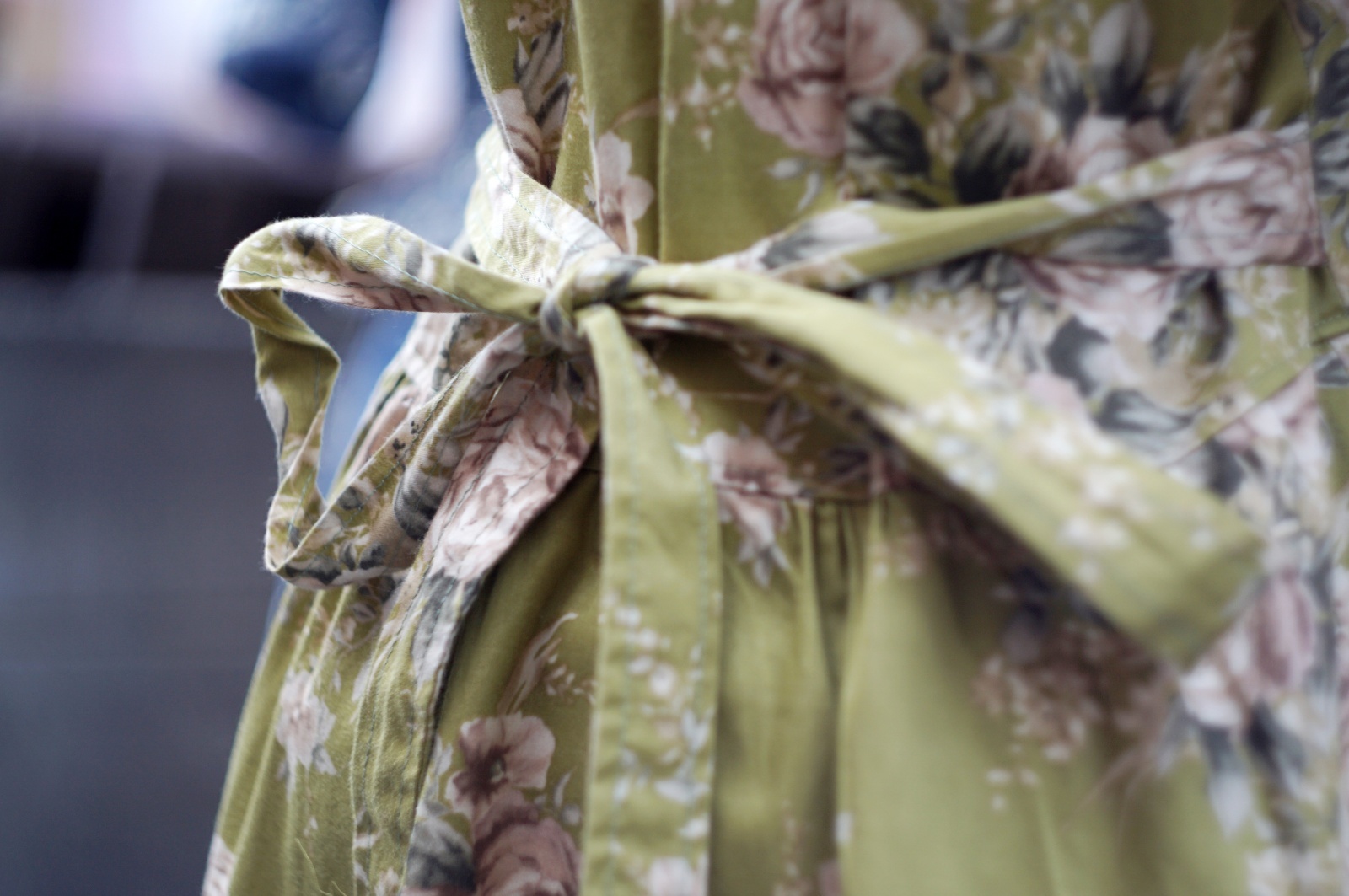 画像11: 花柄 グリーン系 半袖 レトロワンピース タイニーカラー 腰リボン[20003]