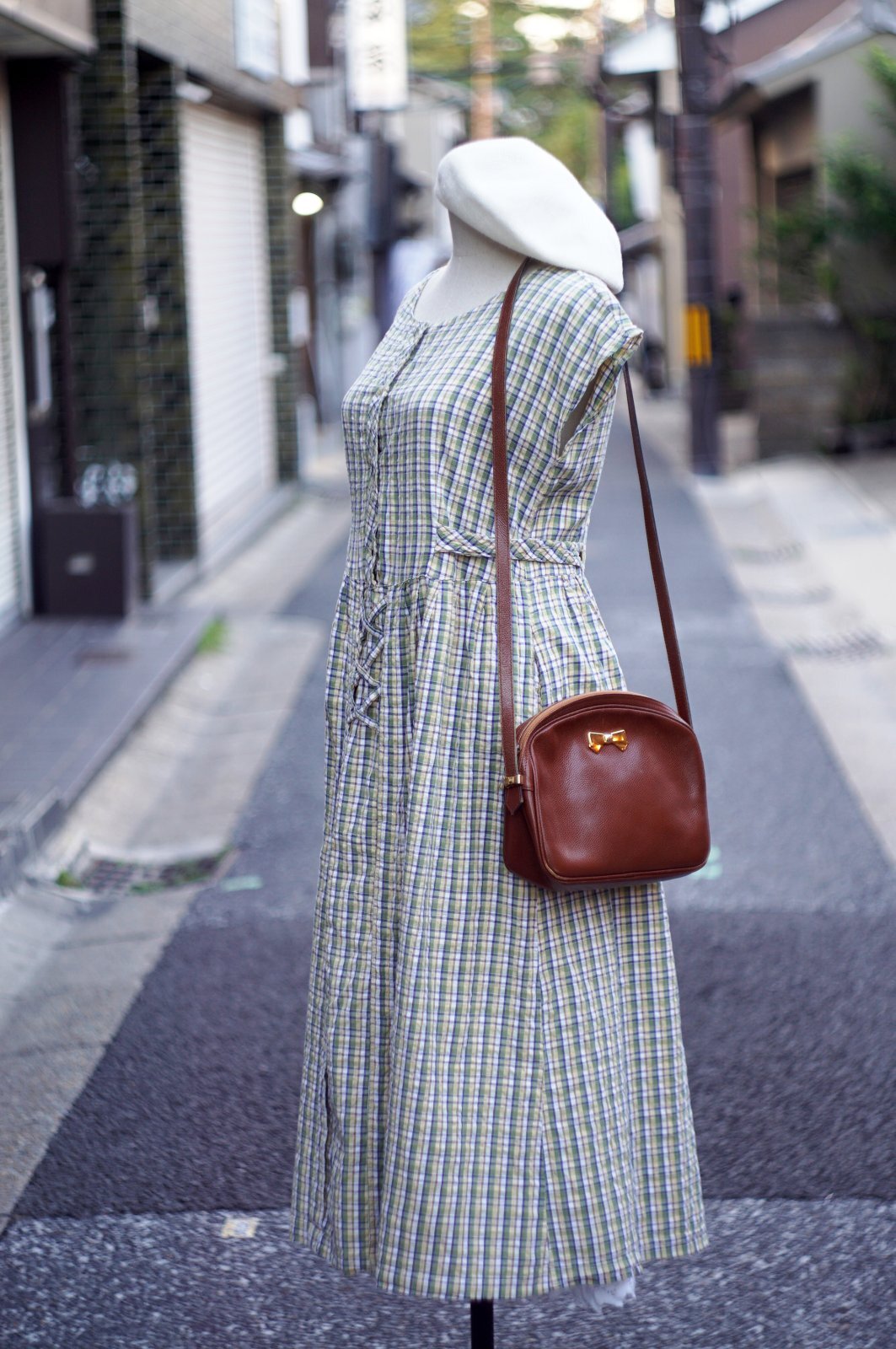 画像1: "Tokyo boire" グリーン系 チェック柄 フレンチスリーブ  レトロワンピース ラウンドネック シワ加工[20072]