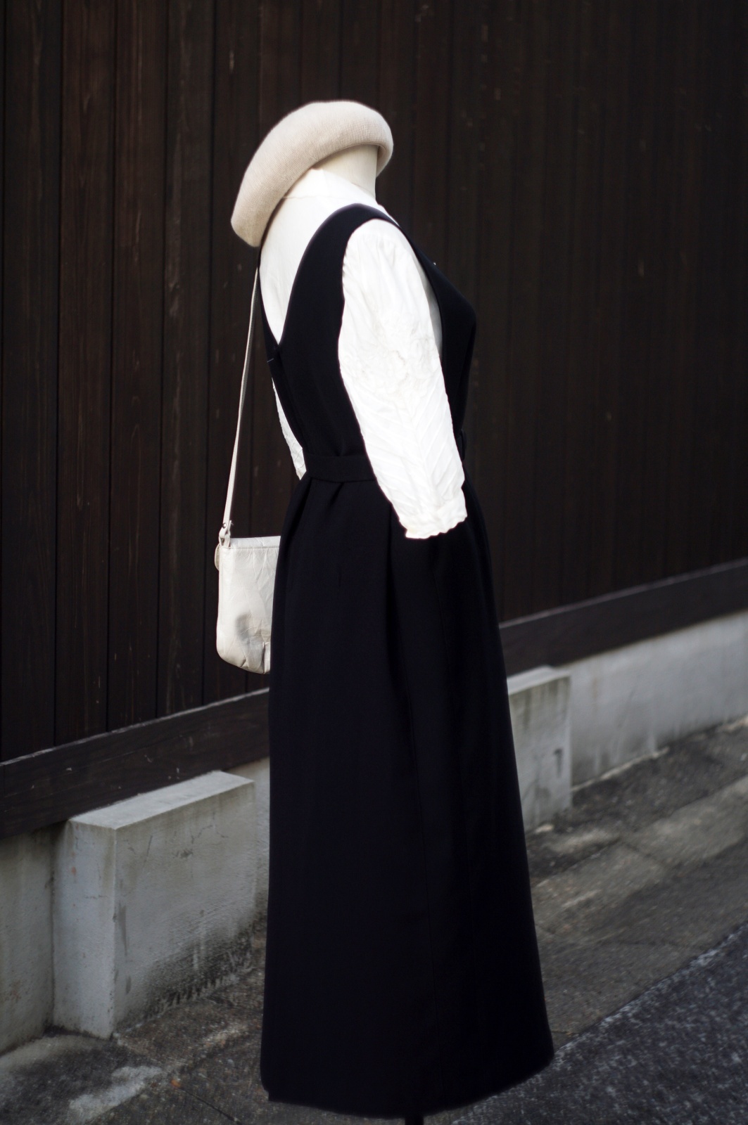 画像4: "PIKABIA" 黒 無地 ジャンパースカート[20189]