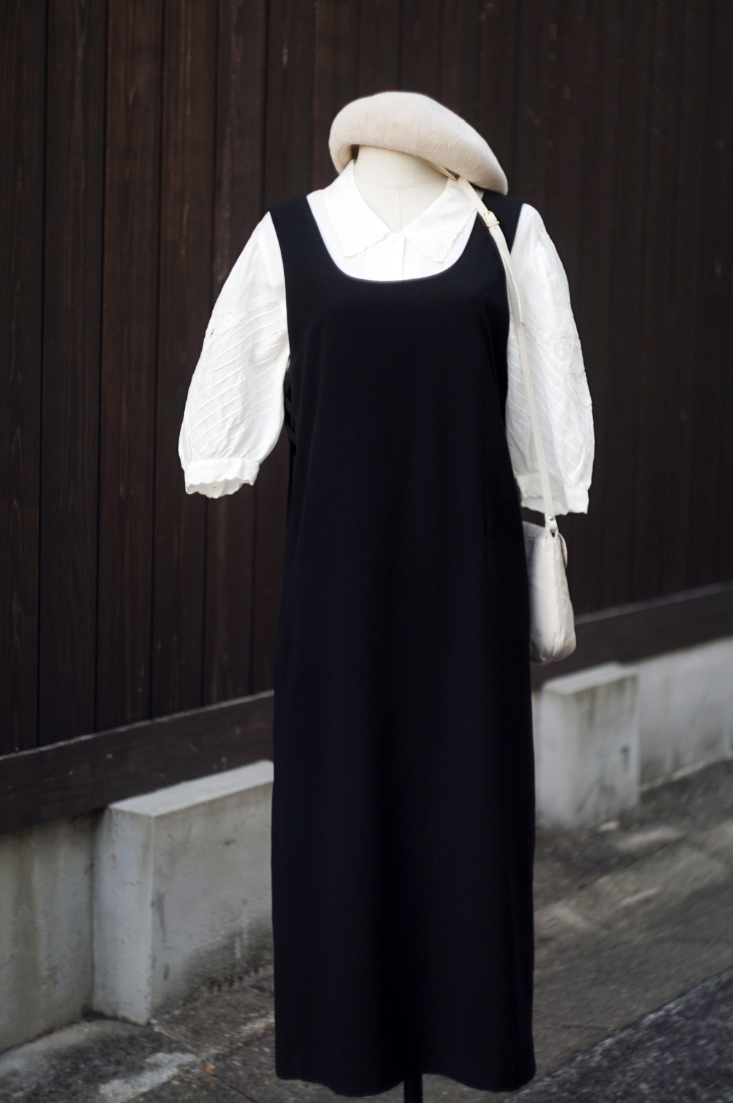 画像2: "PIKABIA" 黒 無地 ジャンパースカート[20189]