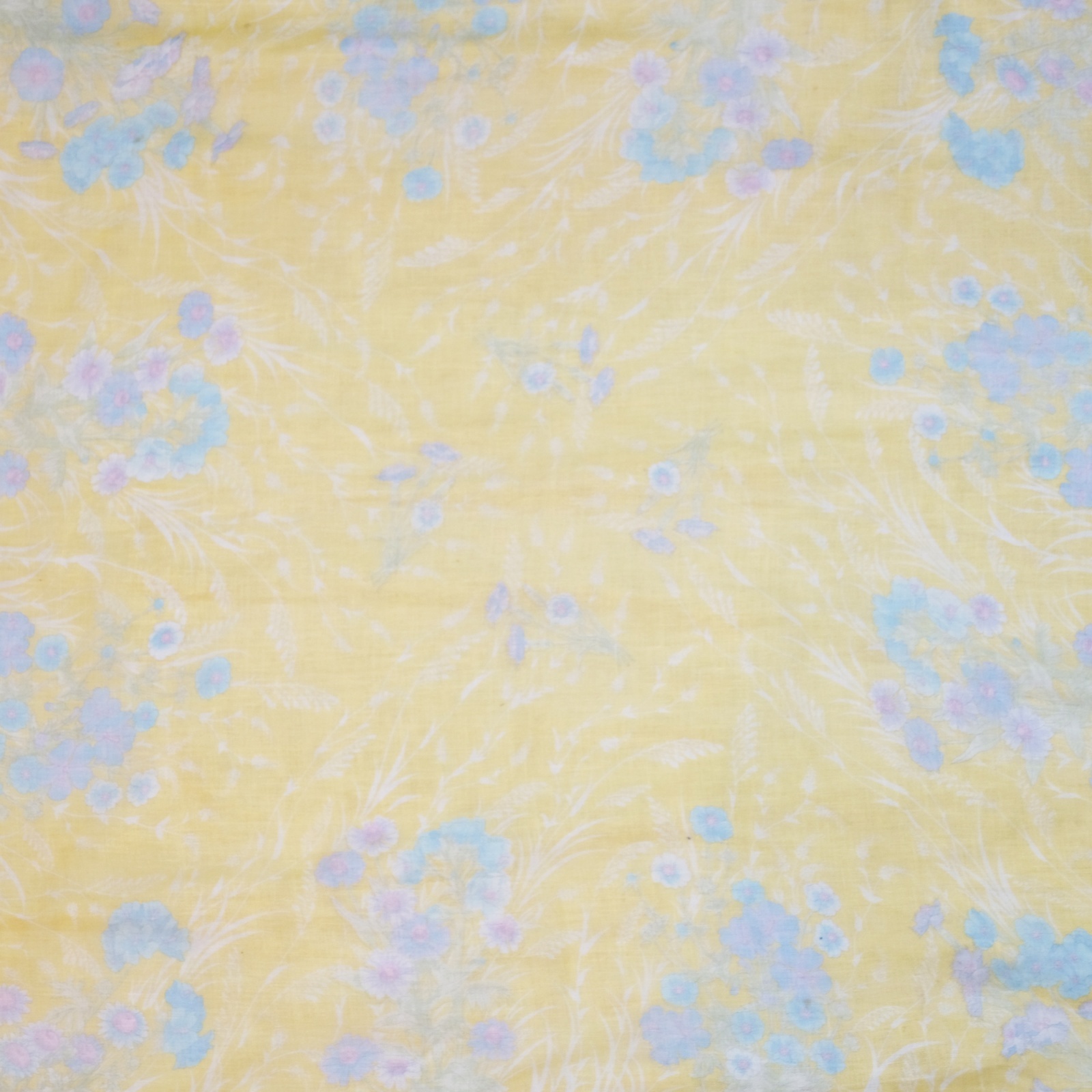 画像2: イエロー系 花柄 シルク スカーフ 79cm×79cm[20401]