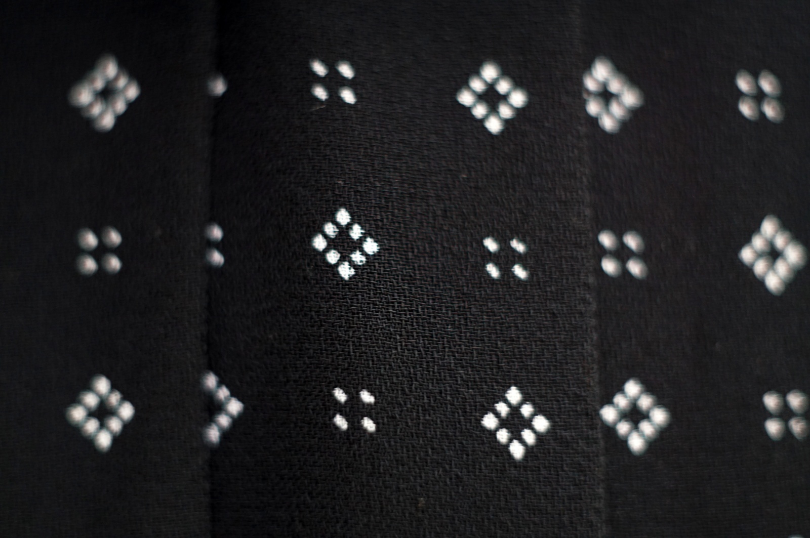 画像4: "Burberrys" 黒系  幾何学模様 スカート プリーツ w65cm[20466]