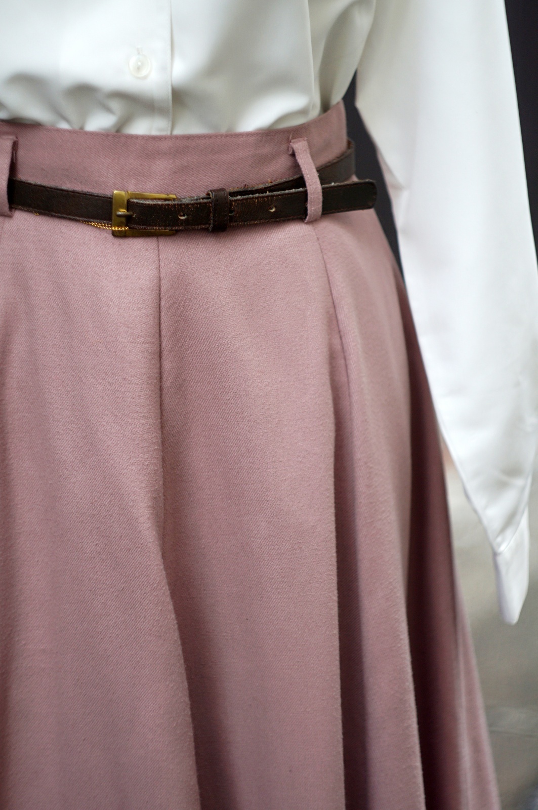 画像2: 無地 ウール混 ピンク系 スカート フレア w64cm[20490]