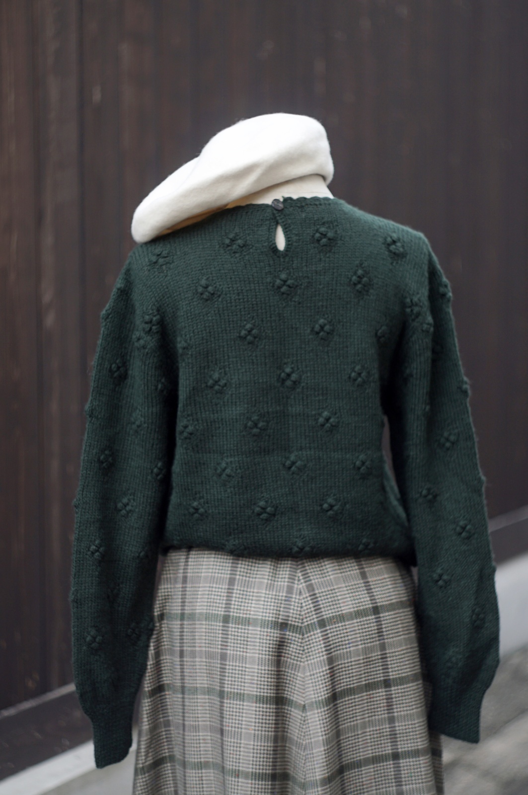 画像3: ”BROOKS BROTHERS”  無地 グリーン ウール  ニット ラウンドネック 刺繍 クローバー [20504]