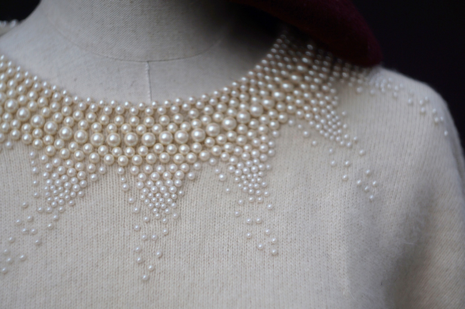 画像: ”CORDIER” 無地 アイボリー系 ウール ニット セーター ラウンドネック パール [20506]