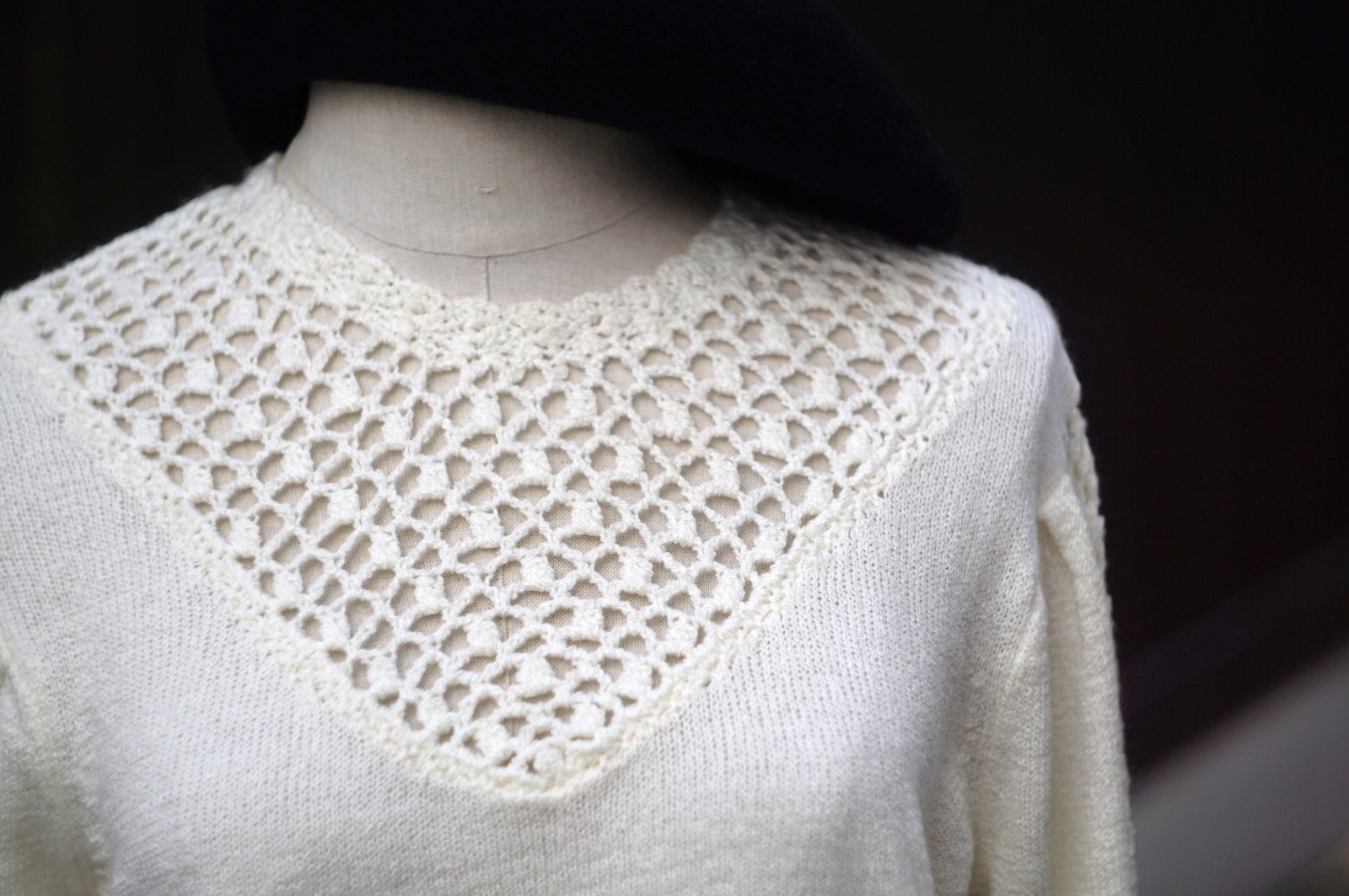 画像3: ”BROWNSTONE STUDIO” 無地 白系 ニット セーター ラウンドネック [20510]