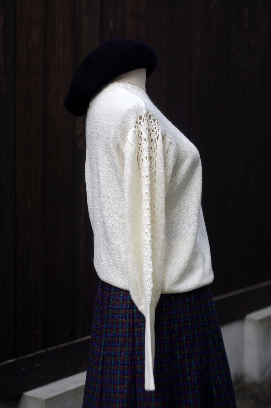 画像4: ”BROWNSTONE STUDIO” 無地 白系 ニット セーター ラウンドネック [20510]